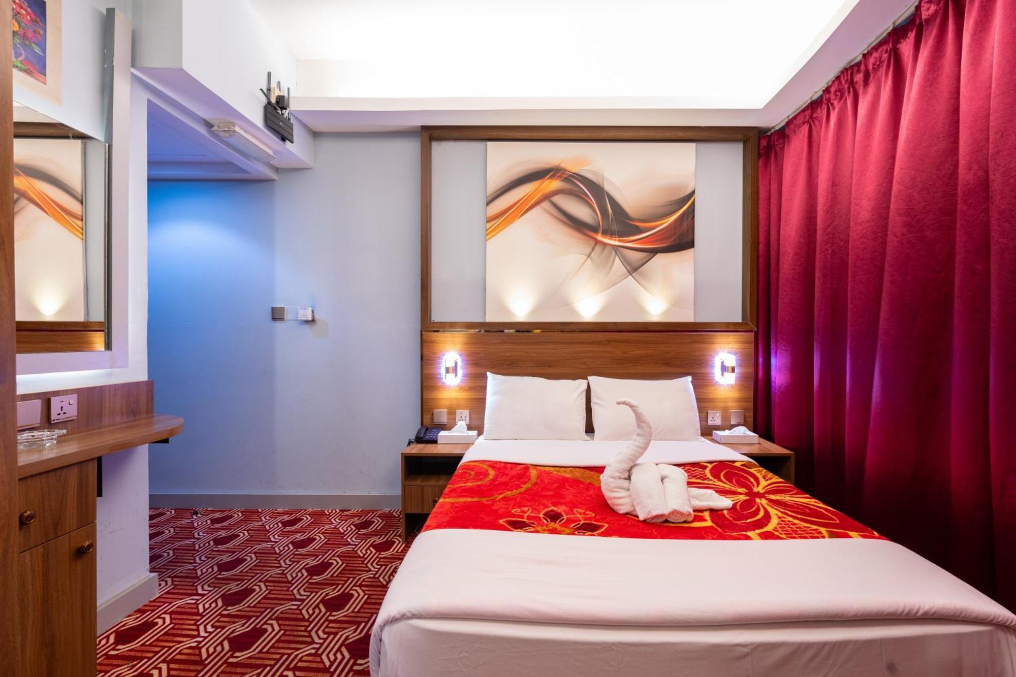 Tanha Hotel دبي المظهر الخارجي الصورة